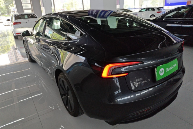 Tesla Model 3 2025 #5 Tesla Model 3 2025 car image #5