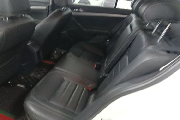 Volkswagen Lavida 2017 car image #17