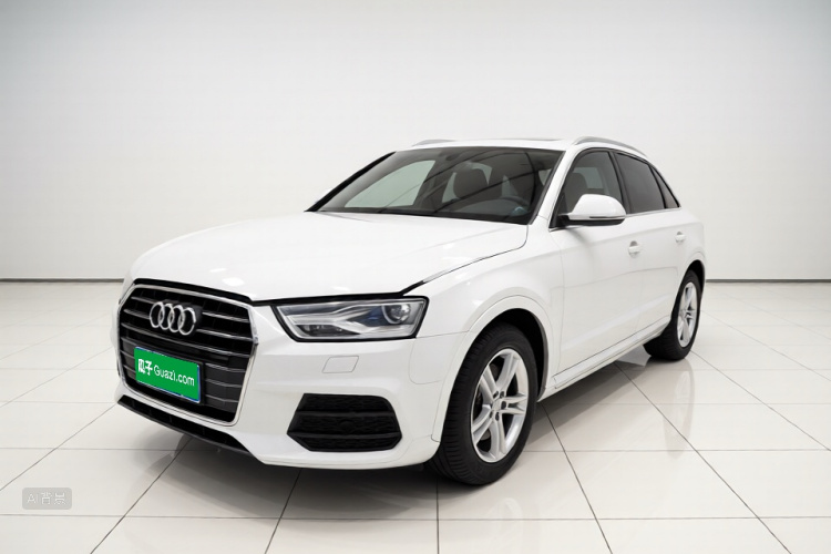 Audi Q3 2017 car image #2