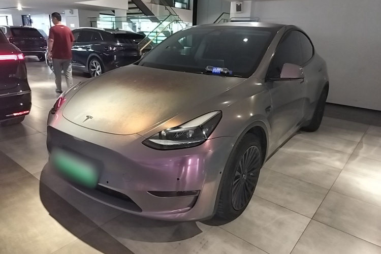 Tesla Model Y 2023 #2 Tesla Model Y 2023 immagine di auto #2