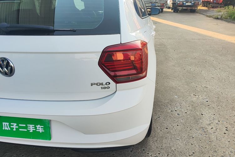 Volkswagen Polo 2020 car image #8
