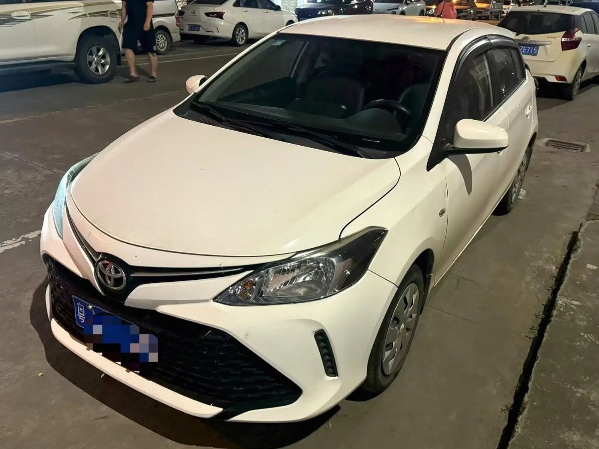2020 2020 car image