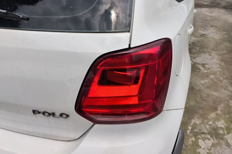 Volkswagen Polo 2015 #8 Volkswagen Polo 2015 car image #8