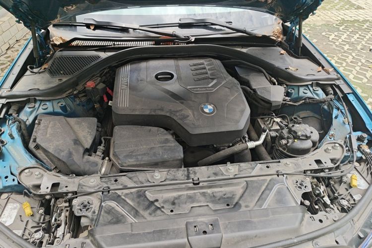 BMW 3 Series 2023 car image #18