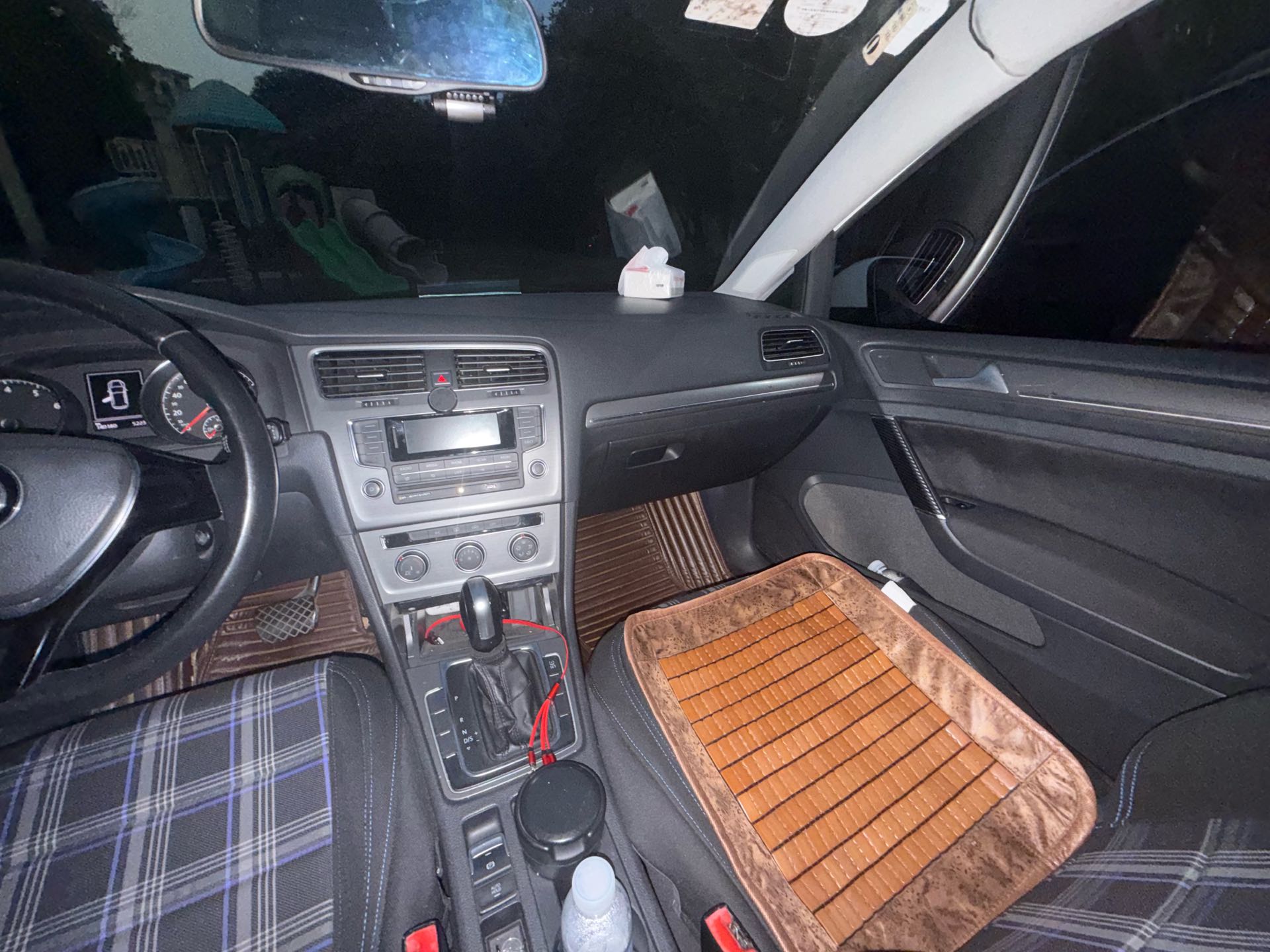 2014 imagem de carro #7