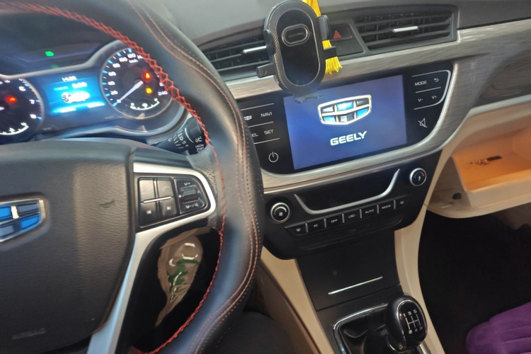 GEELY Emgrand 2017 #13 GEELY Emgrand 2017 car image #13
