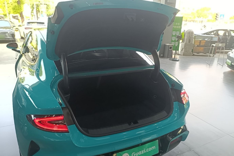 MI SU7 2024 car image #19