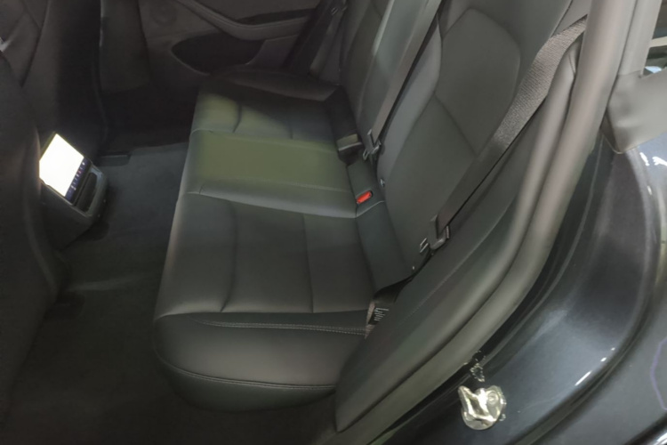 Tesla Model 3 2024 car image #17