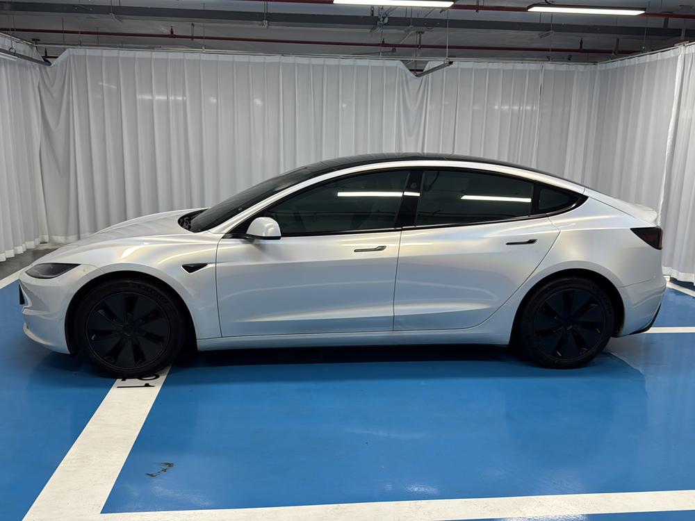 Tesla Model 3 2023 #4 Tesla Model 3 2023 car image #4