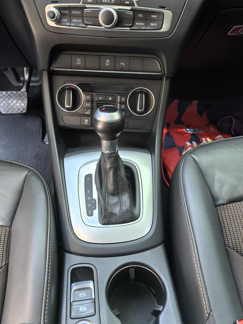 Audi Q3 2017 #11 Audi Q3 2017 car image #11