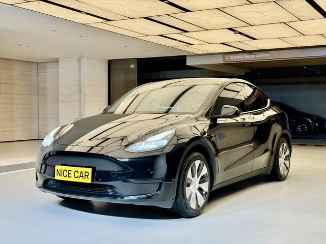 Tesla Model Y 2023 #19 Tesla Model Y 2023 immagine di auto #19