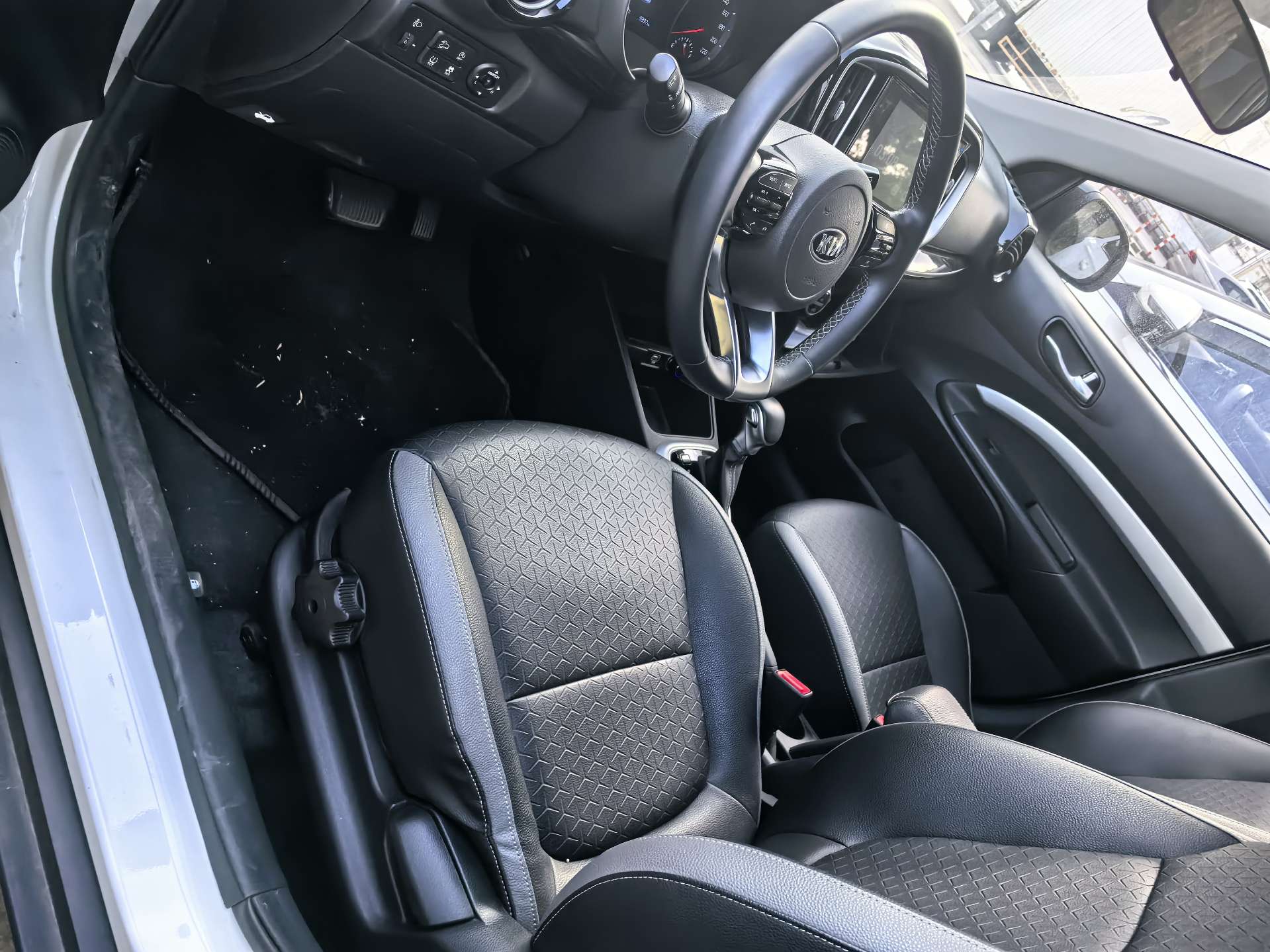 Kia KX1 2019 #2 Kia KX1 2019 immagine di auto #2