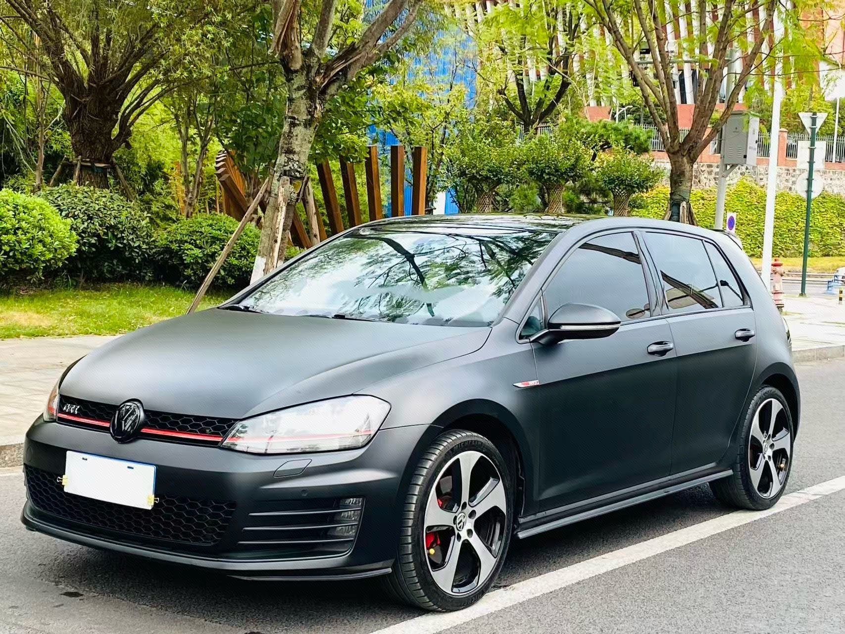 Volkswagen GolfGTI 2016 car image 