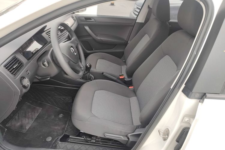 Volkswagen Santana 2020 car image #19