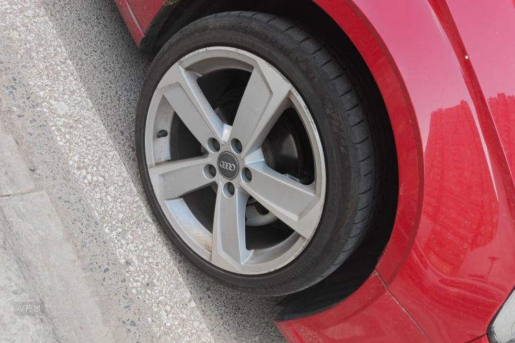 Audi A3 2018 car image #9
