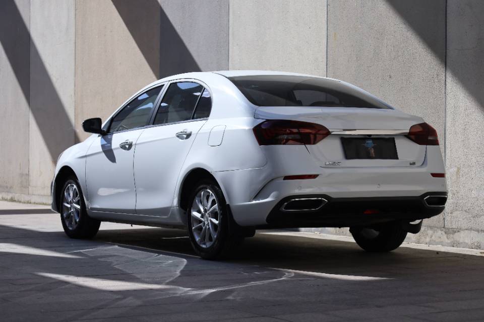 GEELY Emgrand 2022 #5 GEELY Emgrand 2022 car image #5