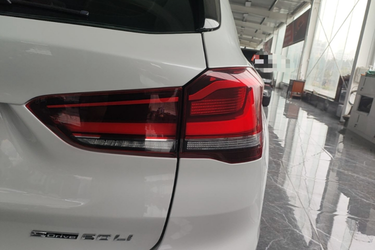 BMW X1 2021 #8 BMW X1 2021 car image #8