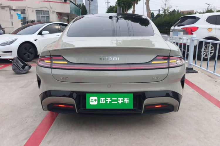 MI SU7 2025 car image #6