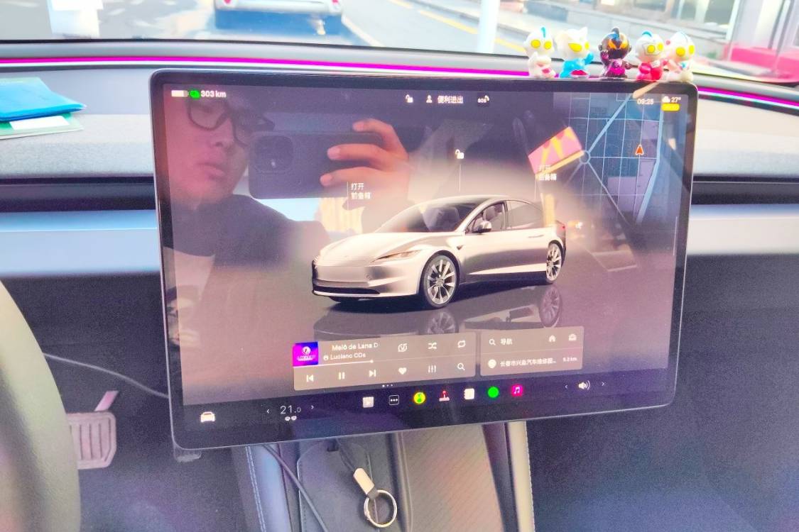 Tesla Model 3 2024 immagine di auto #24
