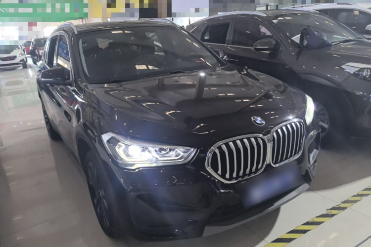 BMW X1 2019 #4 BMW X1 2019 car image #4