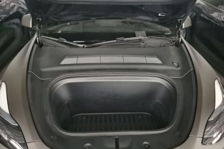 Tesla Model Y 2022 #22 Tesla Model Y 2022 immagine di auto #22