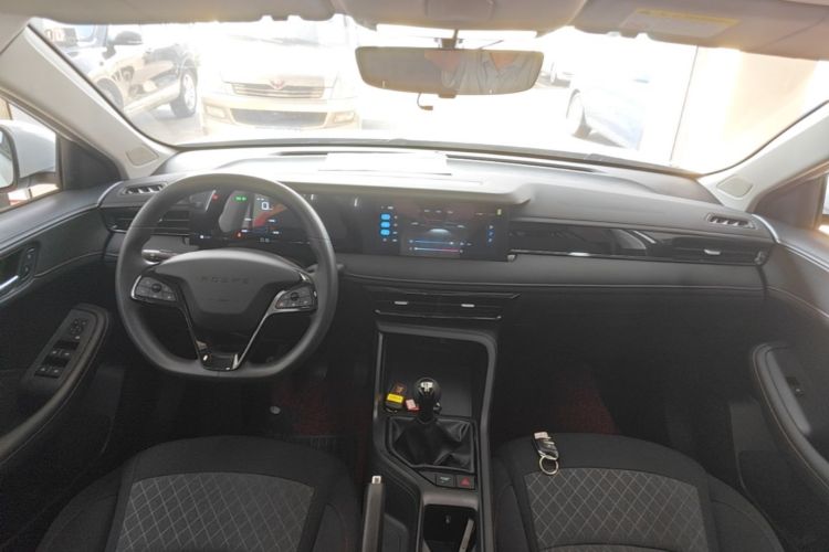 Roewe i5 2023 #10 Roewe i5 2023 car image #10