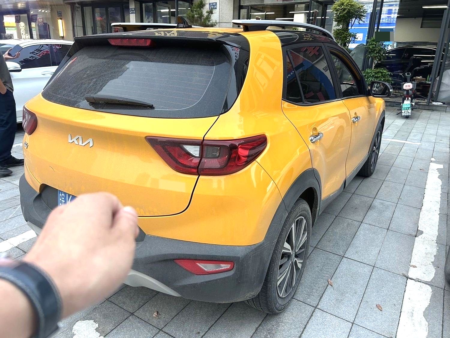 Kia KX1 2022 car image #5