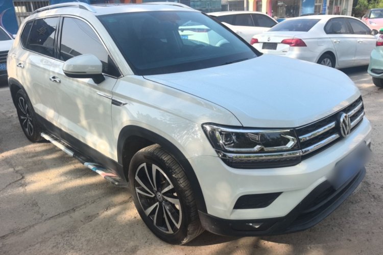 Volkswagen Tharu 2019 imagen de coche #4