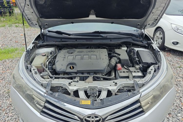 Toyota Corolla 2015 #20 Toyota Corolla 2015 car image #20