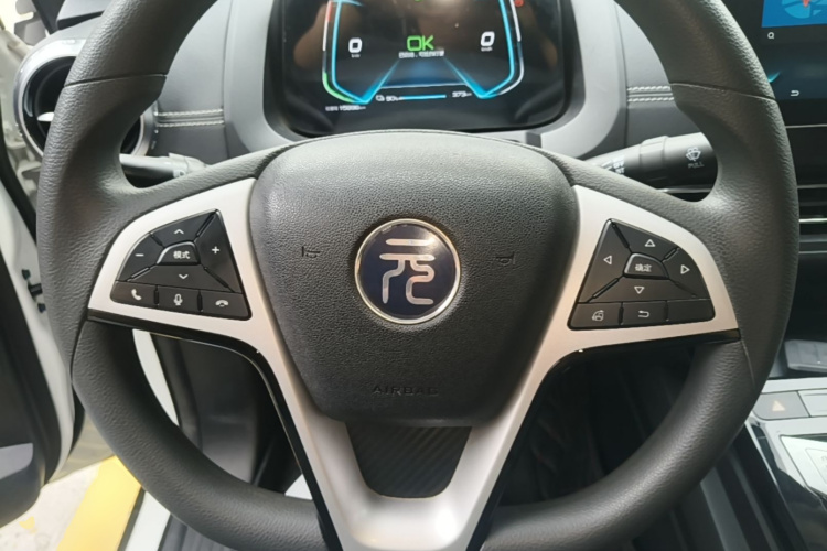 BYD Yuan New Energy 2019 #15 BYD Yuan New Energy 2019 car image #15