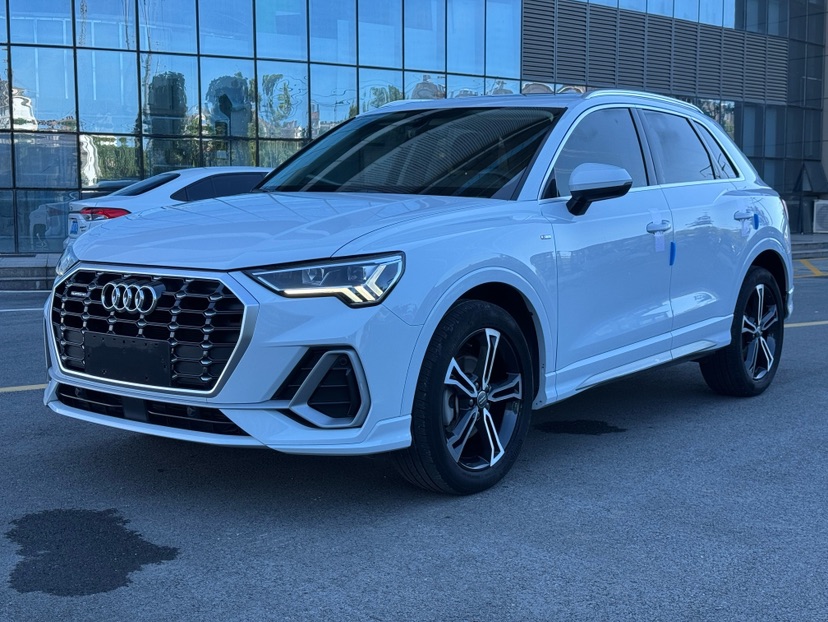 Audi Q3 2020 Audi Q3 2020 car image