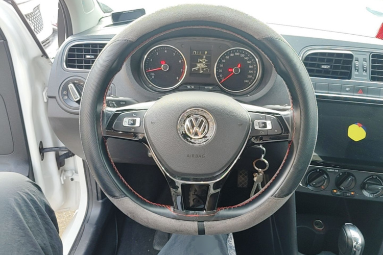 Volkswagen Polo 2018 #11 Volkswagen Polo 2018 car image #11