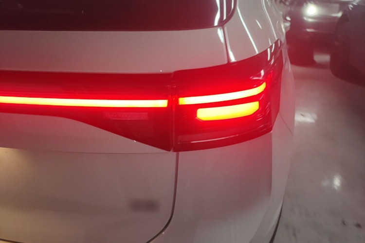 Volkswagen Tharu 2025 image de voiture #8