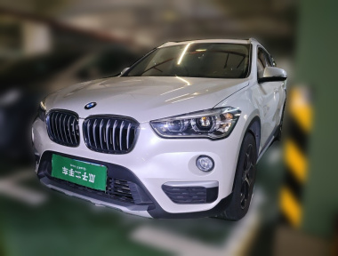 BMW X1 2019 BMW X1 2019 car image