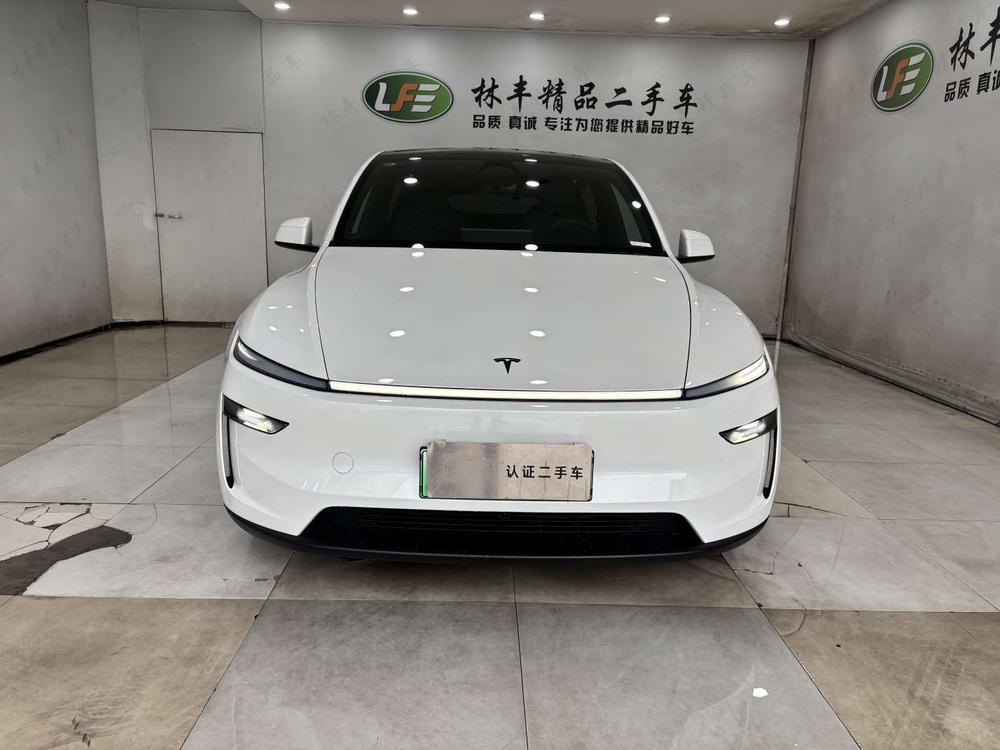Tesla Model Y 2026 #2 Tesla Model Y 2026 immagine di auto #2