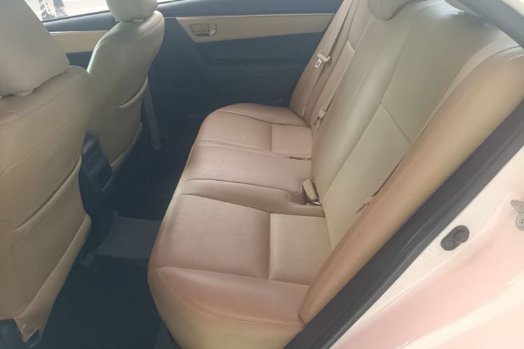 Toyota Corolla 2017 car image #17