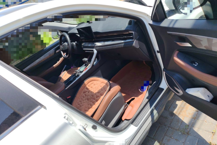 GEELY Vision X6 2024 car image #23