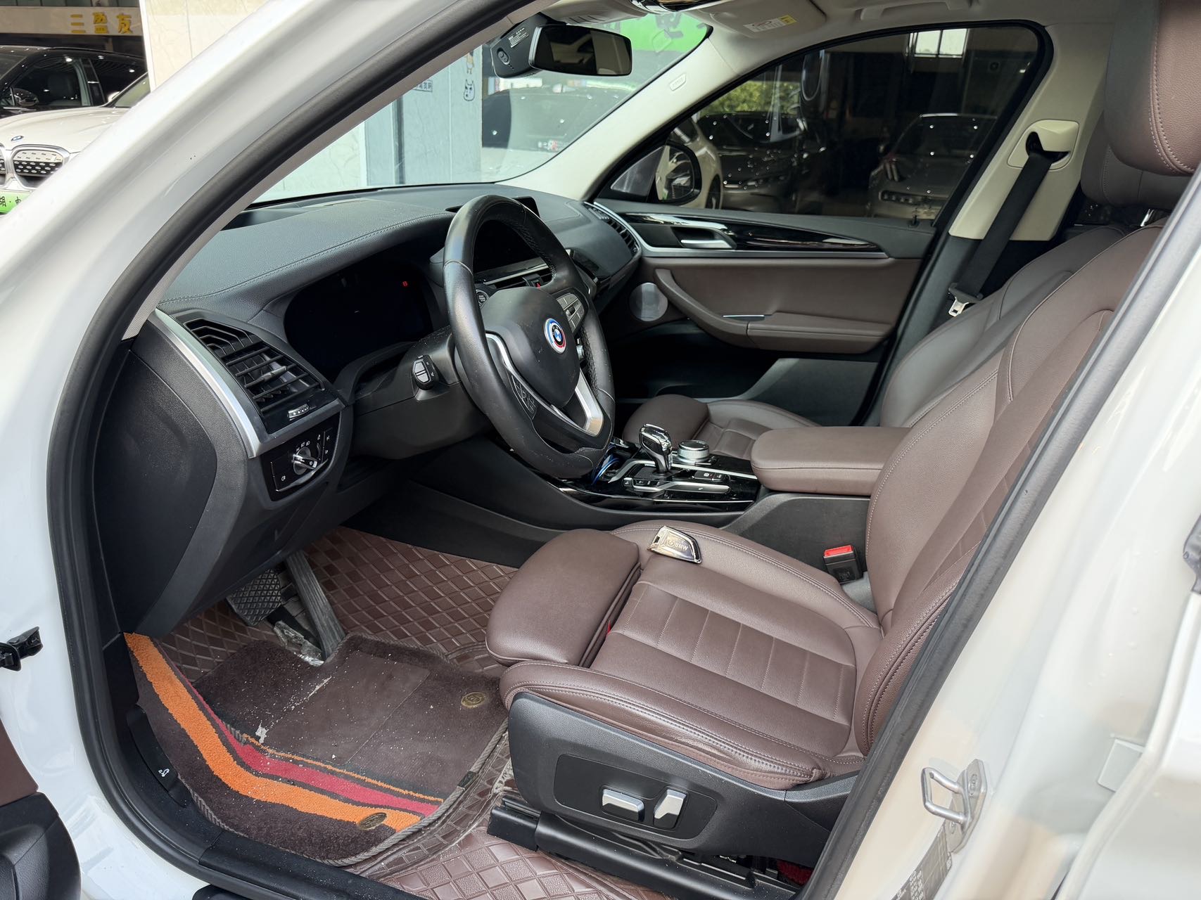 BMW iX3 2021 изображение автомобиля #7