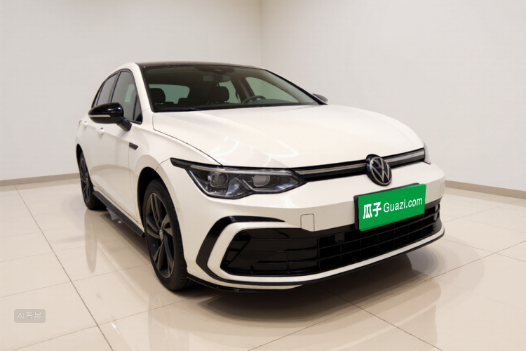 Volkswagen Golf 2023 car image #4