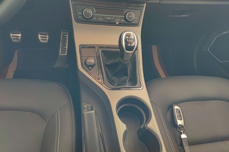 GEELY Emgrand GS 2017 #14 GEELY Emgrand GS 2017 car image #14