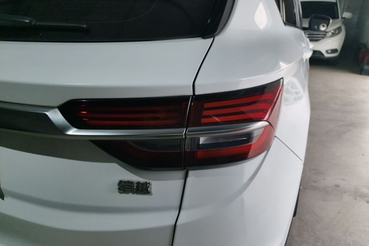 GEELY Coolray 2020 immagine di auto #8