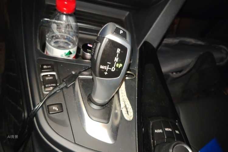 BMW 3 Series 2017 #16 BMW 3 Series 2017 car image #16