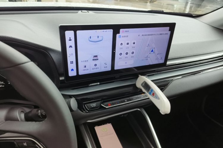 GEELY Emgrand 2025 car image #25