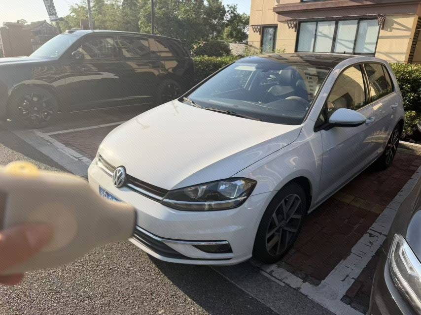 2020 2020 car image