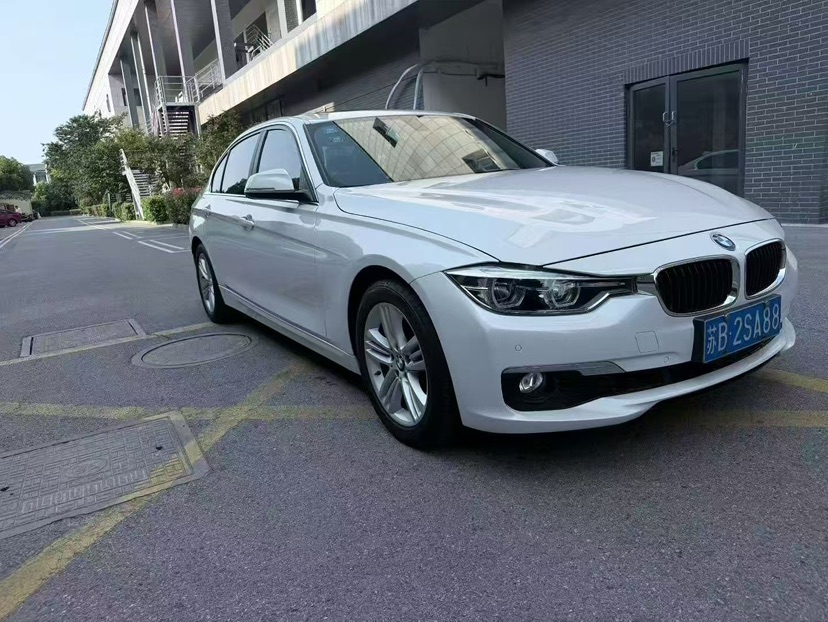 BMW 3 Series 2017 #3 BMW 3 Series 2017 car image #3