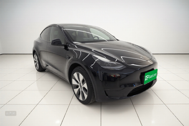 Tesla Model Y 2023 #4 Tesla Model Y 2023 car image #4