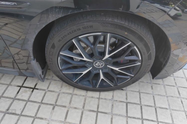 BYD Han 2022 car image #9