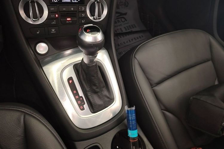 Audi Q3 2016 #18 Audi Q3 2016 car image #18