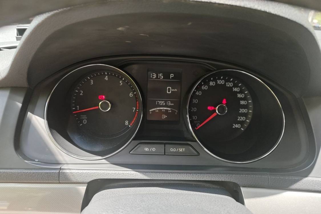 Volkswagen Lavida 2016 car image #24