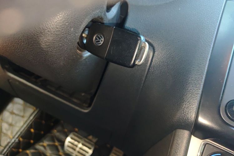Volkswagen Polo 2017 car image #10